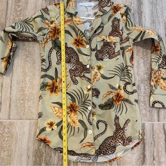 Desmond & Dempsey Leopard Pajama Top - Picture 10 of 12